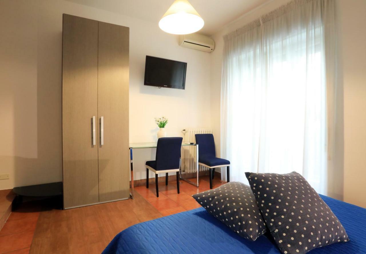 Primo Piano Guesthouse - Bari Policlinico Zewnętrze zdjęcie